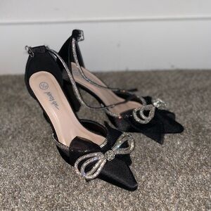 Nasty Gal Satin Bow Heels Size 6 (runs large)